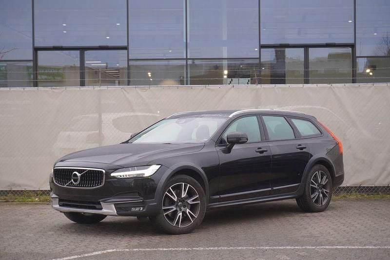 Gebraucht Volvo V90 Pro 235 PS (172 kW) 2018 Schwarz Kombi
