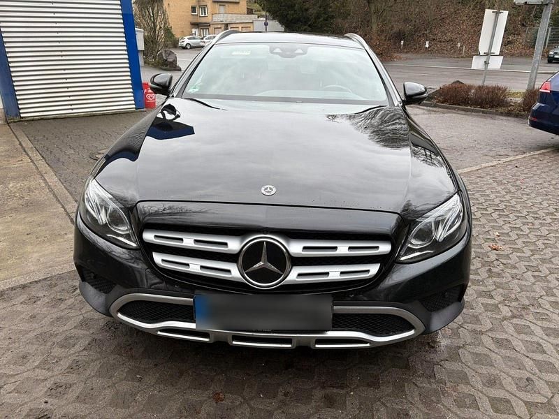 Gebraucht Mercedes E350 258 PS (189 kW) 2017 Schwarz Kombi