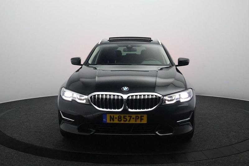 Gebraucht BMW 320 Executive 190 PS (139 kW) 2020 Schwarz Kombi