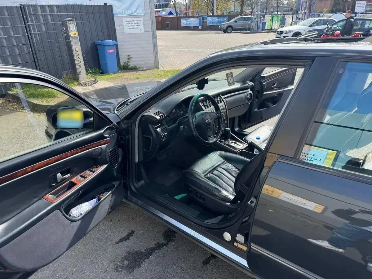 Gebraucht Audi A8 299 PS (219 kW) 1998 Schwarz Limousine