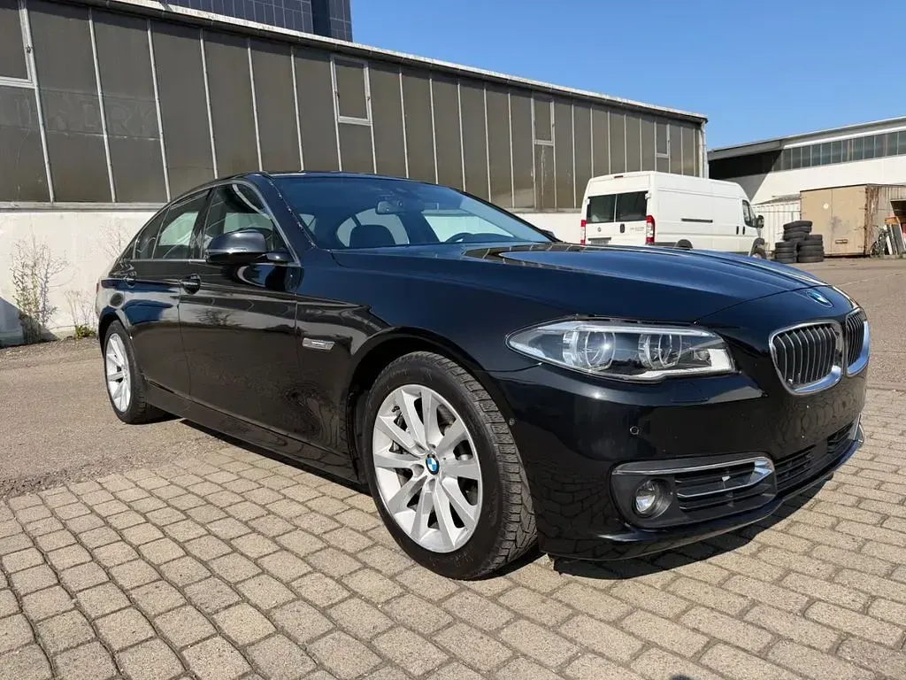 Gebraucht BMW 528 Comfort Edition 245 PS (180 kW) 2014 Schwarz Limousine