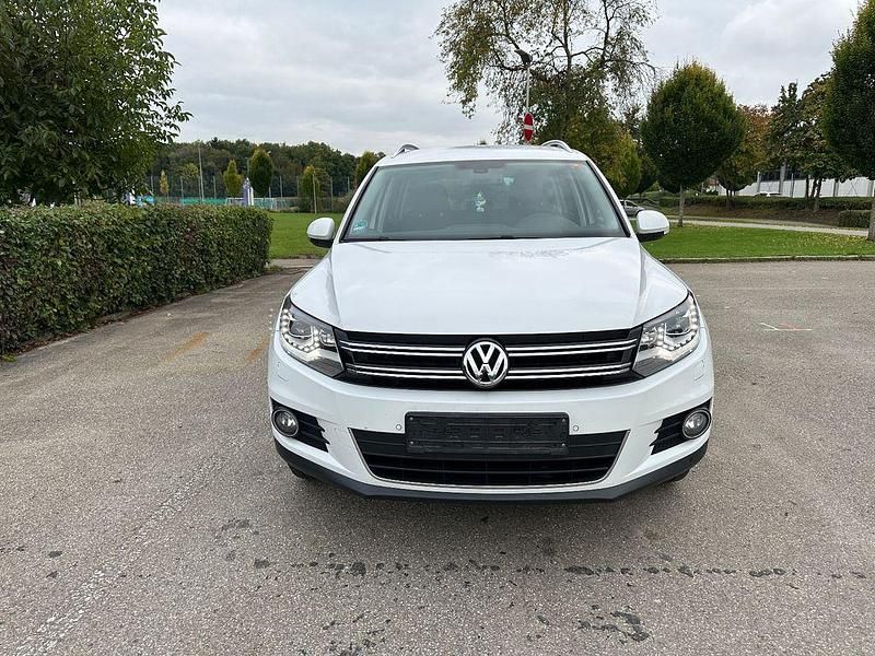 Weiß Gebraucht 2014 VW Tiguan Cup SUV | 11.500 € (Guter Preis) - Bild 1/4