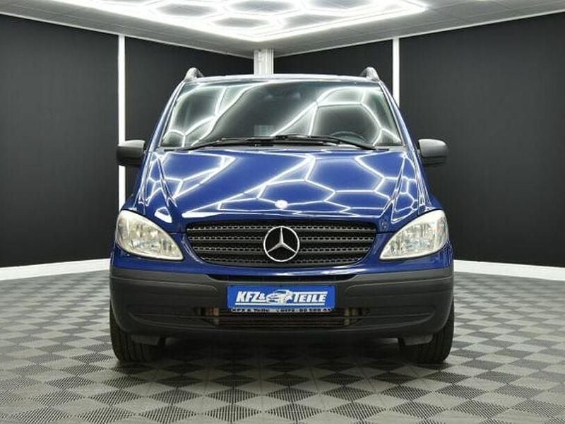 Gebraucht Mercedes Viano 204 PS (150 kW) 2009 Blau Van / Kleinbus