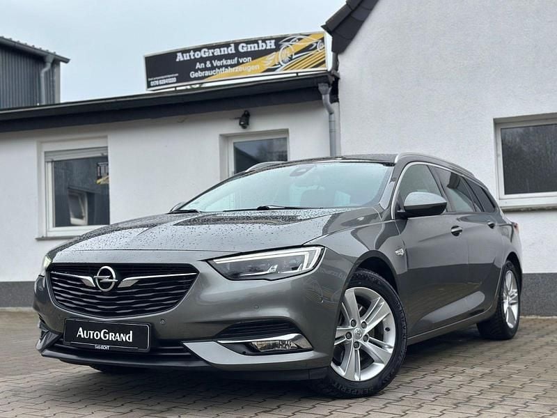 Second-hand Opel Insignia Dynamic 170 CP (125 kW) 2018 Gri Break