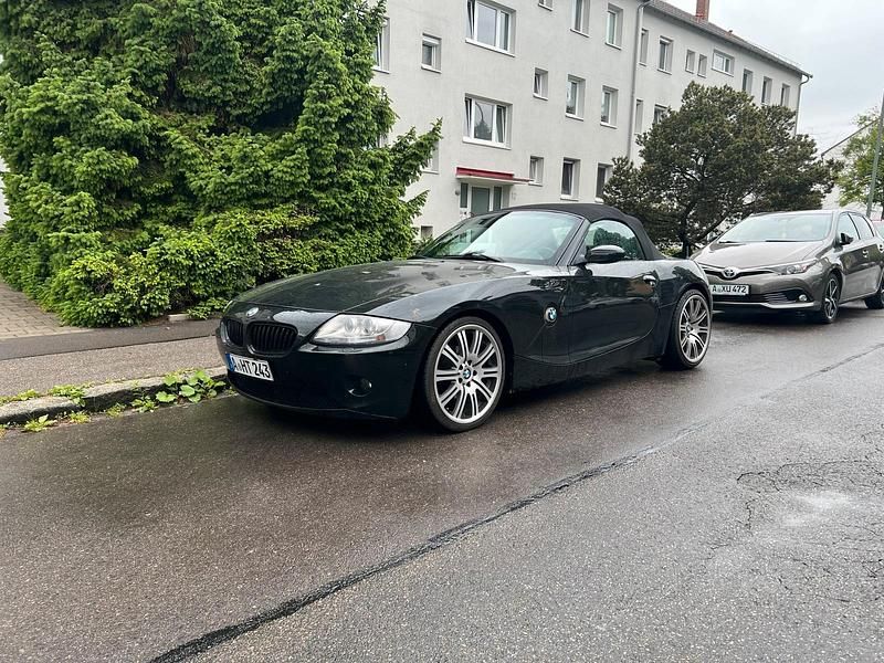 Schwarz Gebraucht 2003 BMW M3 Cabriolet Cabrio | 6.290 € - Bild 1/4