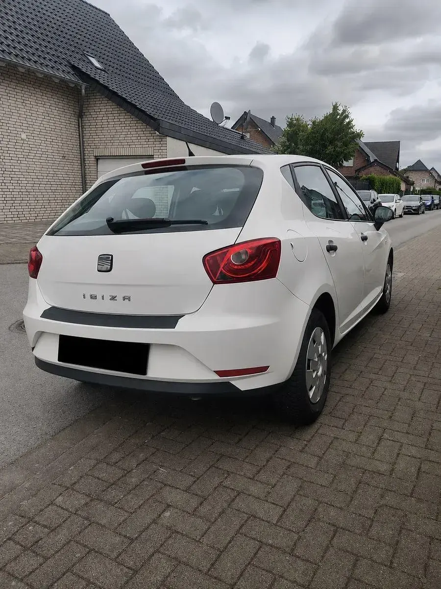 Gebraucht Seat Ibiza Reference 86 PS (63 kW) 2012 Weiß Limousine