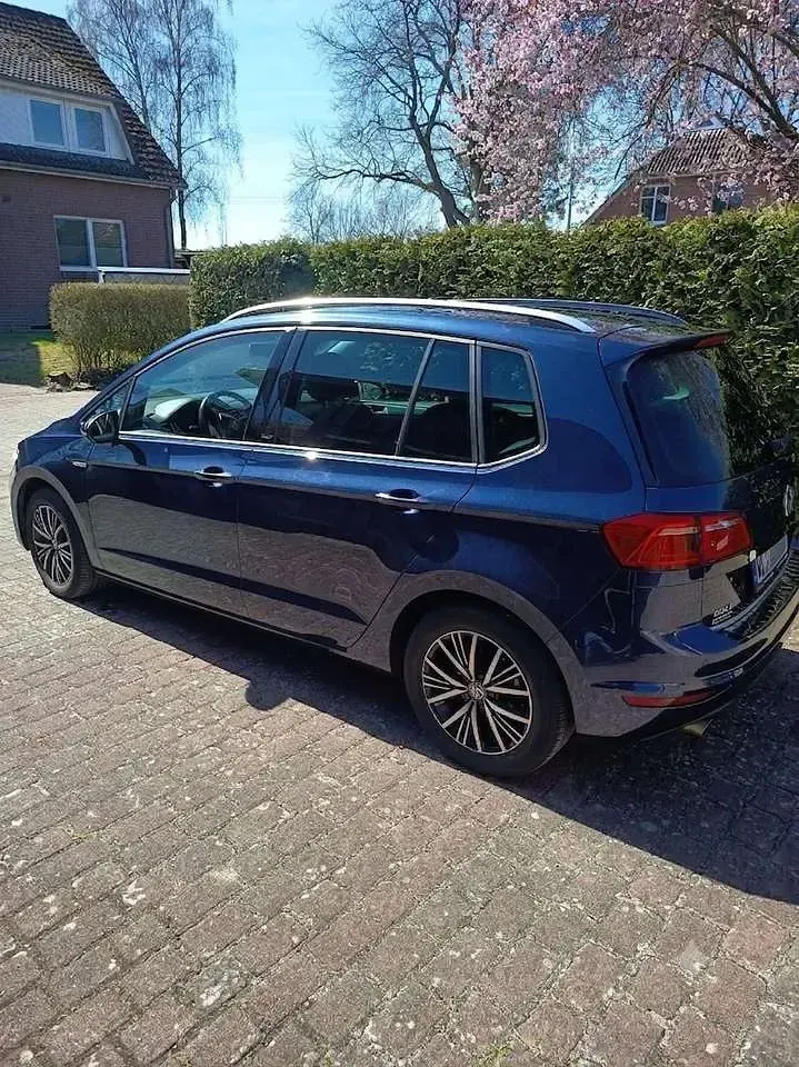 Gebraucht VW Golf Sportsvan Allstar 110 PS (80 kW) 2016 Blau Van / Kleinbus