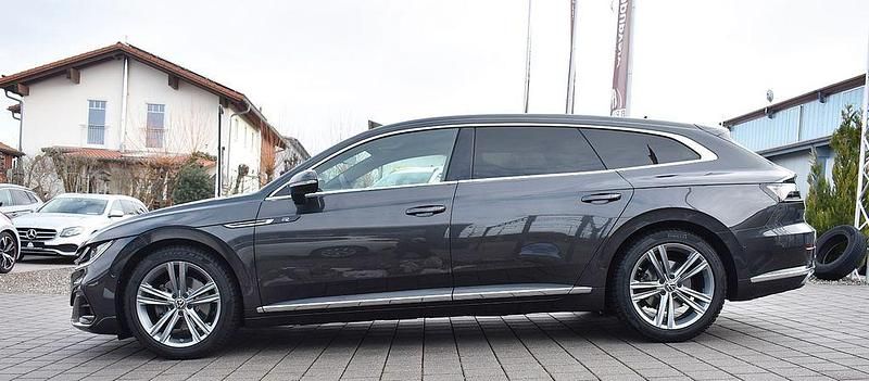 Grau Gebraucht 2021 VW Arteon R-line Limousine | 29.900 € (Fairer Preis) - Bild 1/4