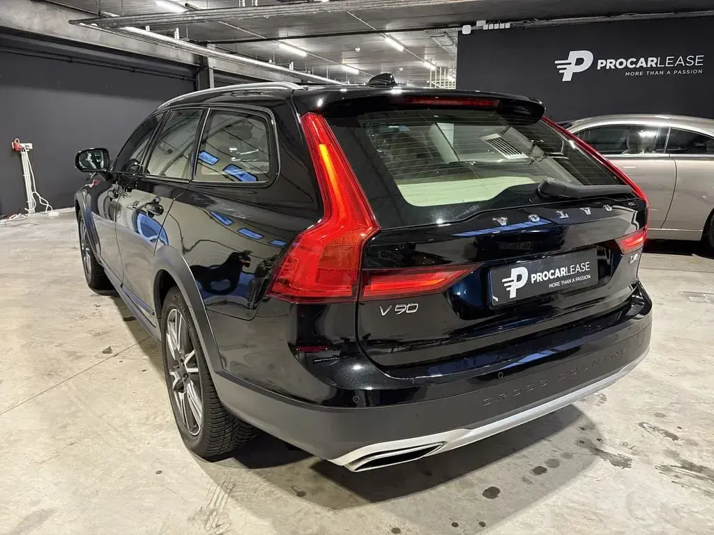 Gebraucht Volvo V90 CC Pro 190 PS (139 kW) 2020 Schwarz Kombi