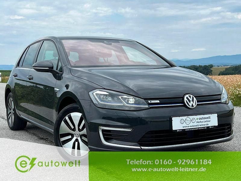 Uranograu Gebraucht 2020 VW e-Golf Kleinwagen | 15.490 € (Fairer Preis) - Bild 1/4