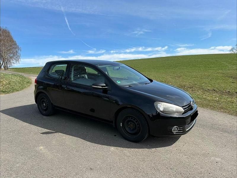 Gebraucht VW Golf VII 105 PS (77 kW) 2012 Schwarz Limousine