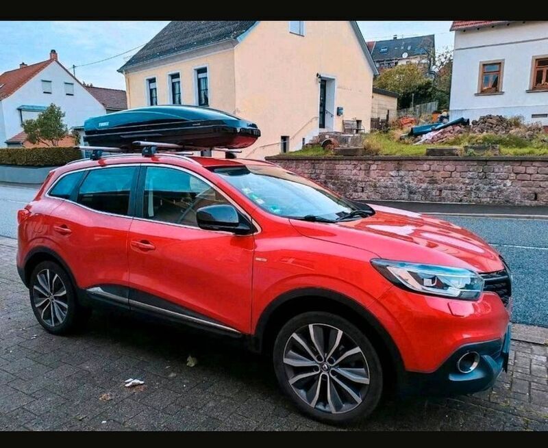 Rot Gebraucht 2018 Renault Kadjar Bose Edition SUV | 12.600 € (Guter Preis) - Bild 1/4