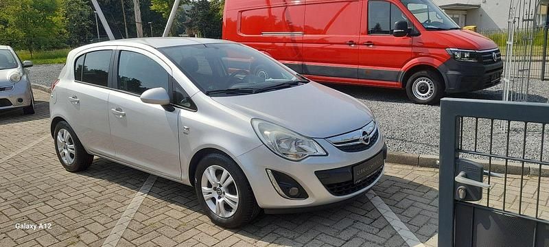 Silber Gebraucht 2011 Opel Corsa Kleinwagen | 4.999 € (Fairer Preis) - Bild 1/4