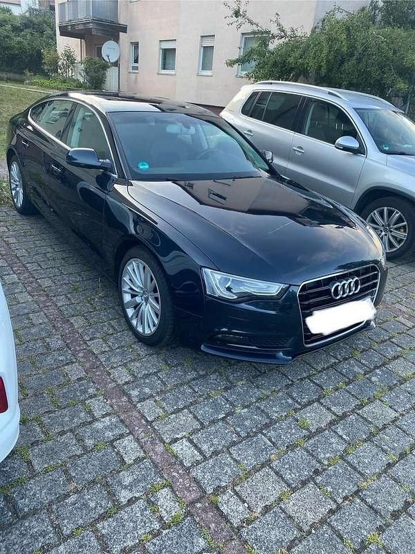 Blau Gebraucht 2016 Audi A5 Advanced Coupé | 19.300 € (Fairer Preis) - Bild 1/4