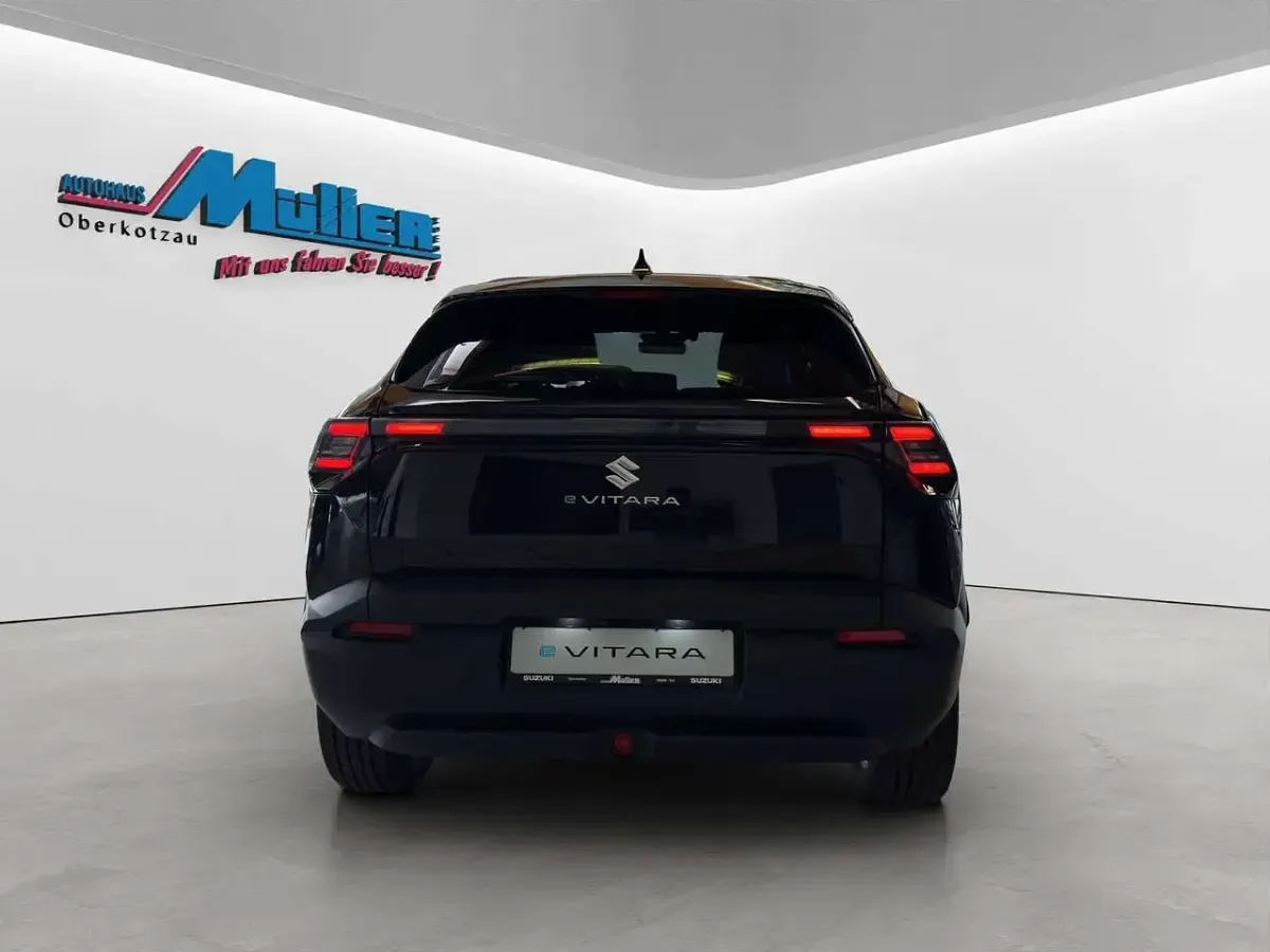 Neu Suzuki Vitara Comfort 127 kW (174 PS) 2026 Bluish black pearl metallic SUV