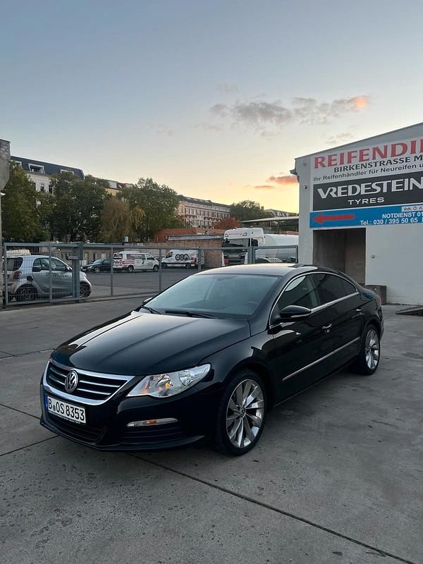 Gebraucht VW Passat 200 PS (147 kW) 2010 Schwarz Kleinwagen