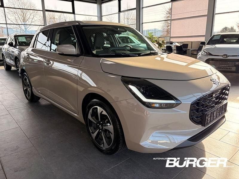Gebraucht Suzuki Swift Comfort+ 83 PS (61 kW) 2025 Beige Kleinwagen