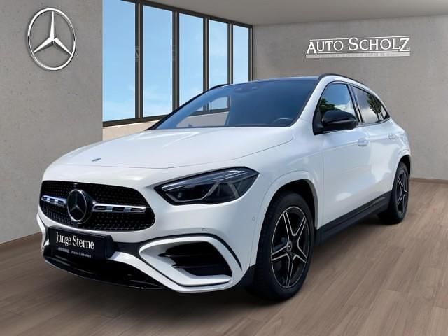 Weiß Gebraucht 2023 Mercedes GLA200 AMG Line Premium Plus SUV | 39.842 € (Fairer Preis) - Bild 1/4