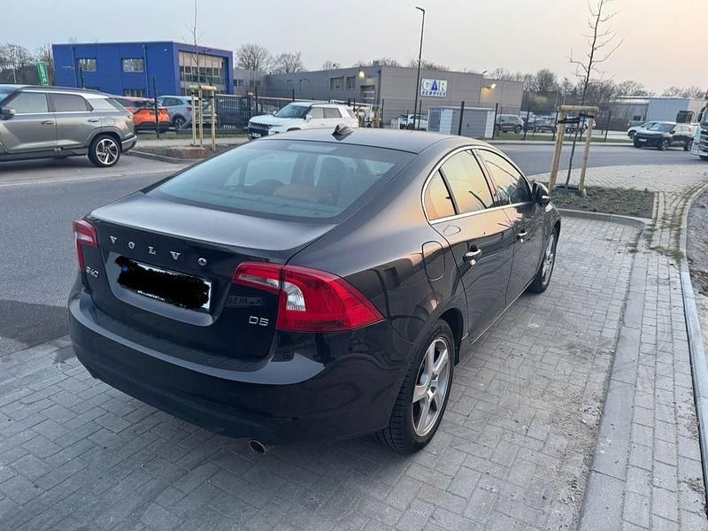 Gebraucht Volvo S60 Momentum 215 PS (158 kW) 2012 Schwarz Limousine