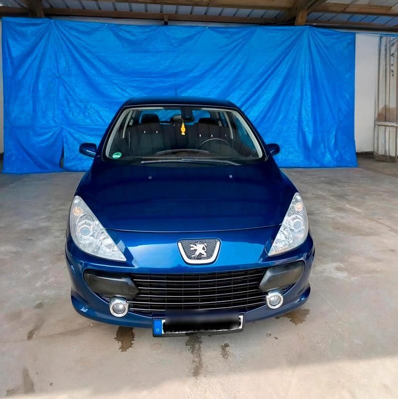 Gebraucht Peugeot 307 110 PS (80 kW) 2005 Blau Kleinwagen