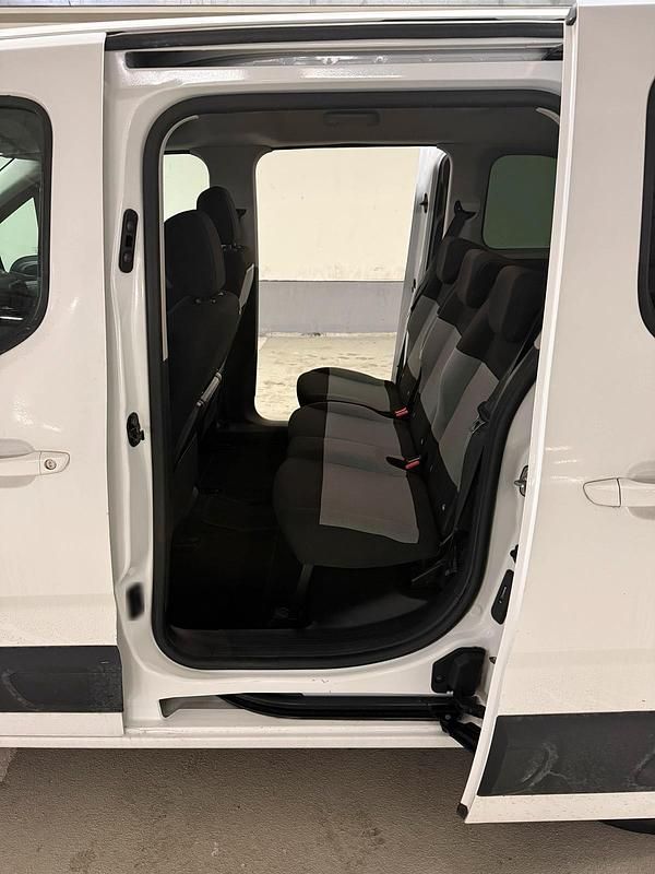 Gebraucht Citroën Berlingo 102 PS (75 kW) 2020 Weiß Van / Kleinbus