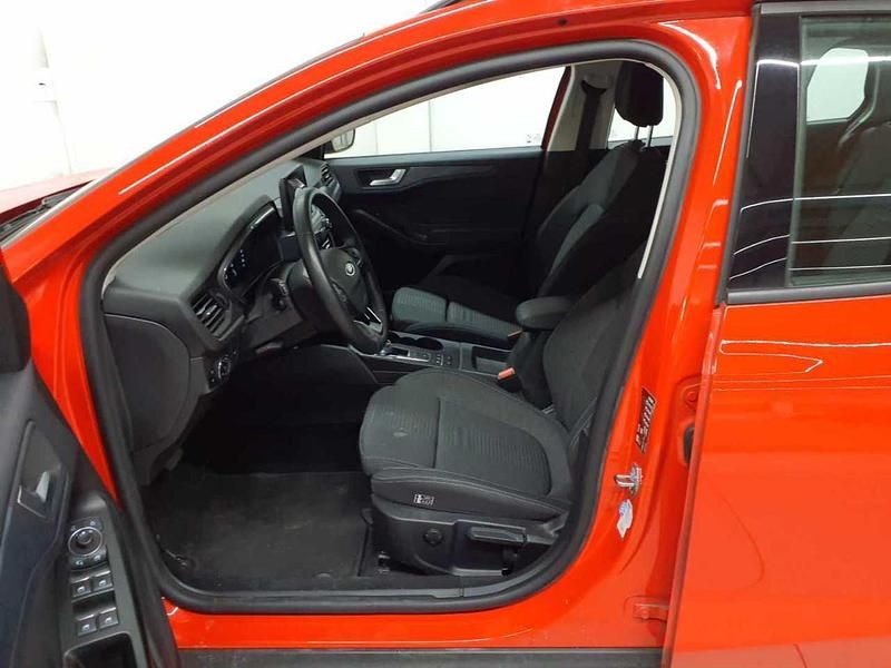Gebraucht Ford Focus Active 120 PS (88 kW) 2021 Race rot Kombi