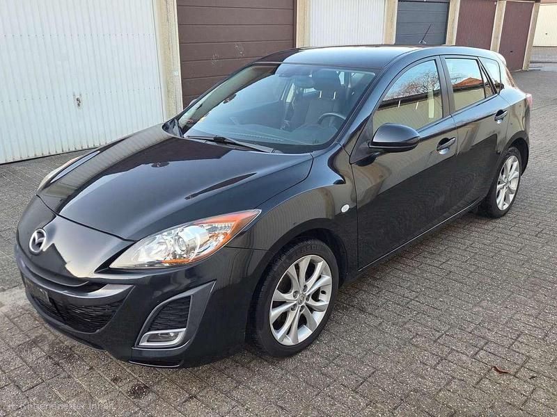 Gebraucht Mazda 3 Center-Line 105 PS (77 kW) 2011 Schwarz Limousine