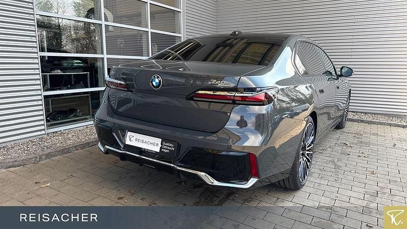 Gebraucht BMW 740 Comfort Edition 299 PS (219 kW) 2025 Bmw individual dravitgrau metal Limousine
