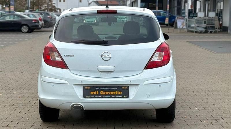 Gebraucht Opel Corsa Innovation 101 PS (74 kW) 2012 Weiß Kleinwagen