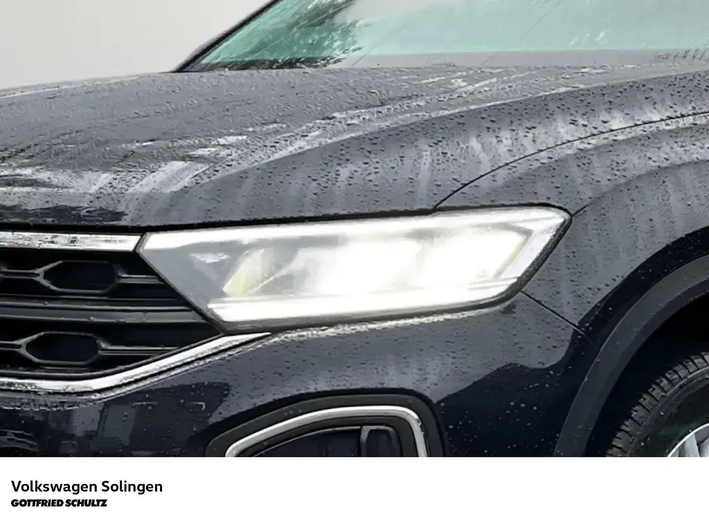 Gebraucht VW T-Roc Life 116 PS (85 kW) 2022 Schwarz SUV