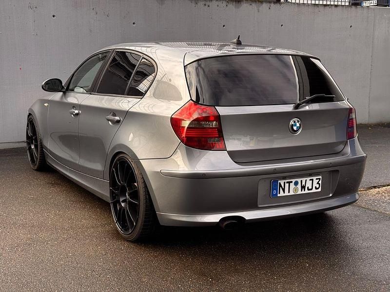 Gebraucht BMW 118 Sport Line 143 PS (105 kW) 2009 Grau Kleinwagen
