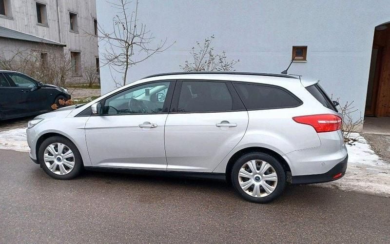 Gebraucht Ford Focus Business Edition 125 PS (91 kW) 2018 Silber Kombi