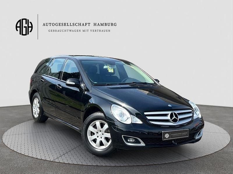 Schwarz Gebraucht 2006 Mercedes R350 Van / Kleinbus | 9.889 € (Etwas zu teuer) - Bild 1/4