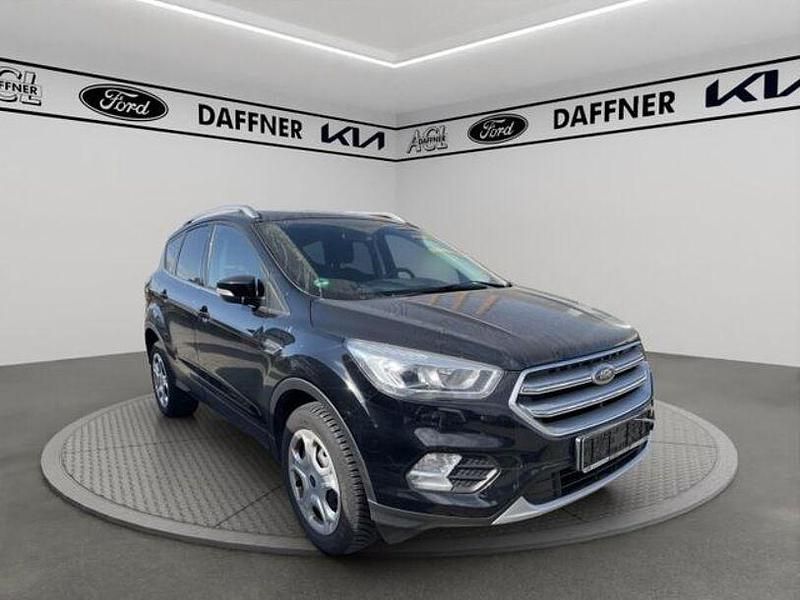 Gebraucht Ford Kuga Cool & Connect 150 PS (110 kW) 2017 Schwarz SUV