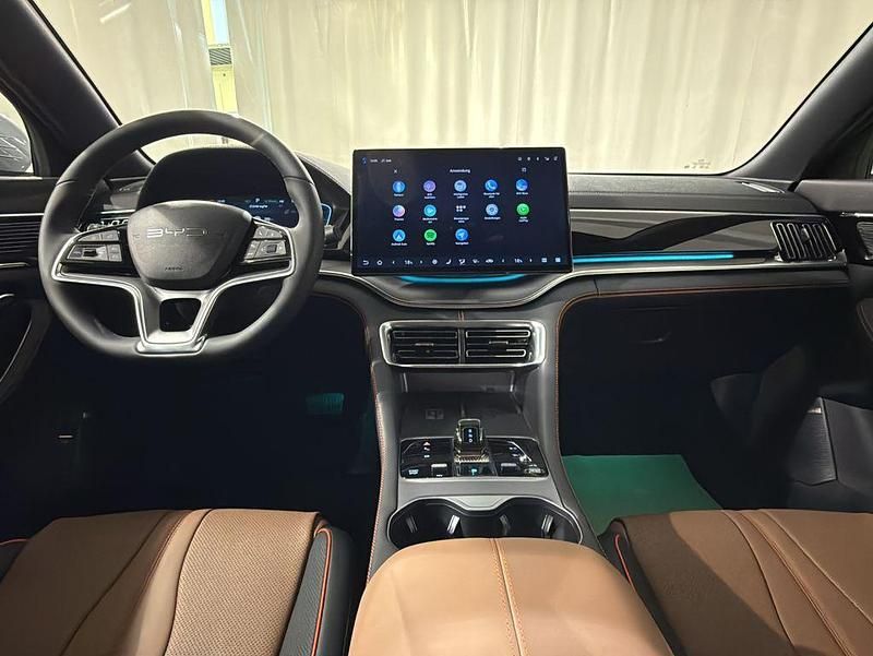 Neu BYD Seal U Boost 218 PS (160 kW) 2025 Grau SUV