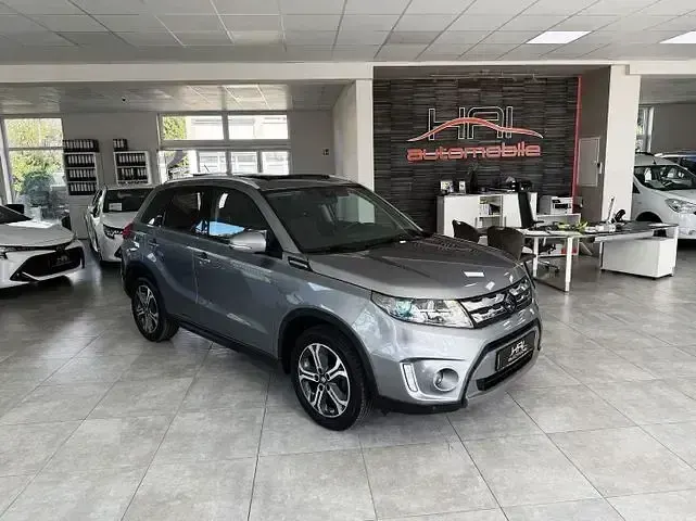 Gebraucht Suzuki Vitara Comfort 120 PS (88 kW) 2018 Grau SUV