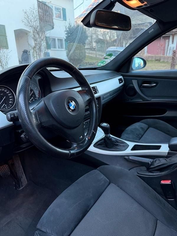 Gebraucht BMW 335 306 PS (225 kW) 2007 Rot Kombi