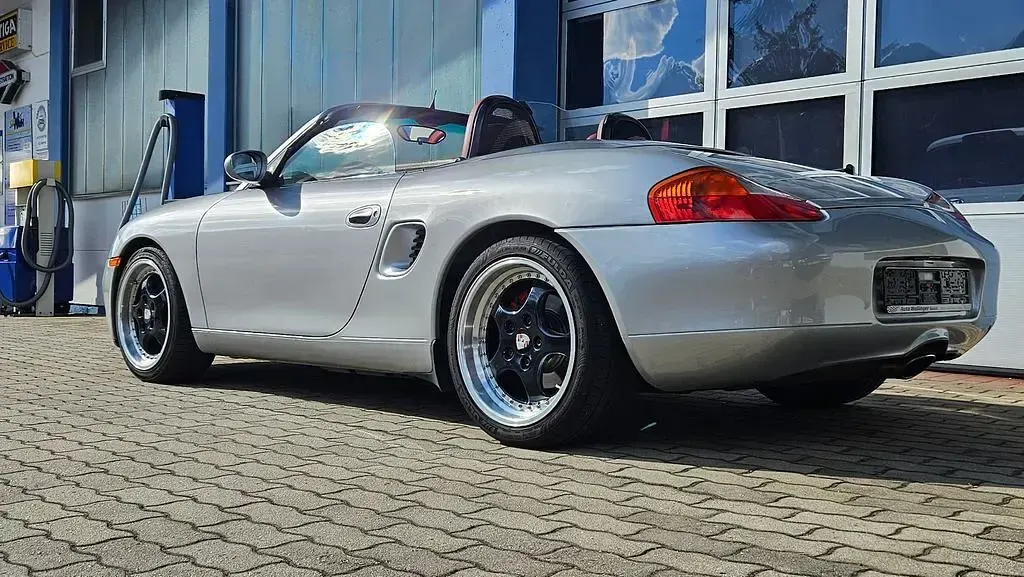 Gebraucht Porsche Boxster 204 PS (150 kW) 1998 Silber Cabrio