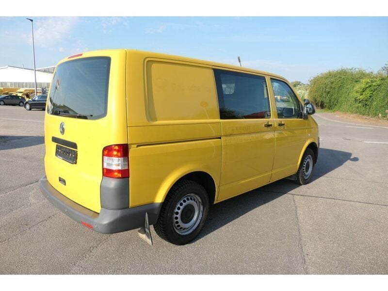Gebraucht VW T5 84 PS (61 kW) 2011 Ginstergelb r1032 Van