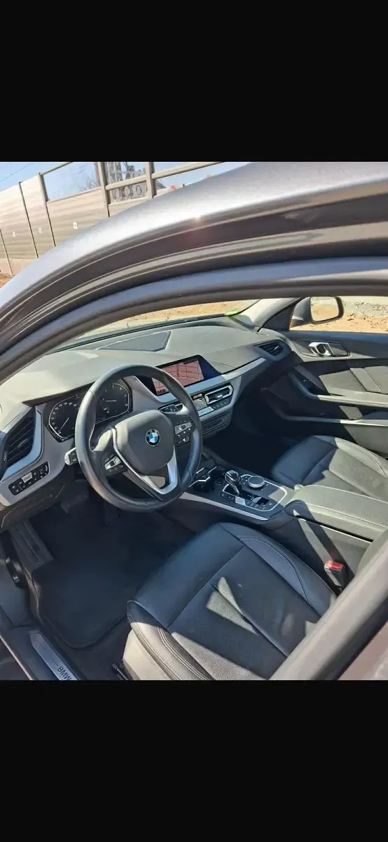 Gebraucht BMW 118 150 PS (110 kW) 2021 Grau Kleinwagen