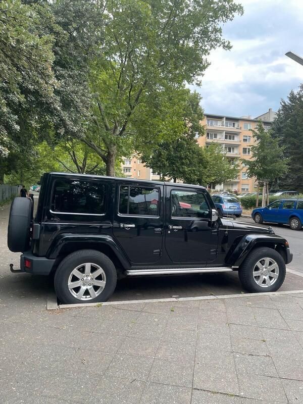Schwarz Gebraucht 2014 Jeep Wrangler Unlimited SUV | 27.500 € (Guter Preis) - Bild 1/4