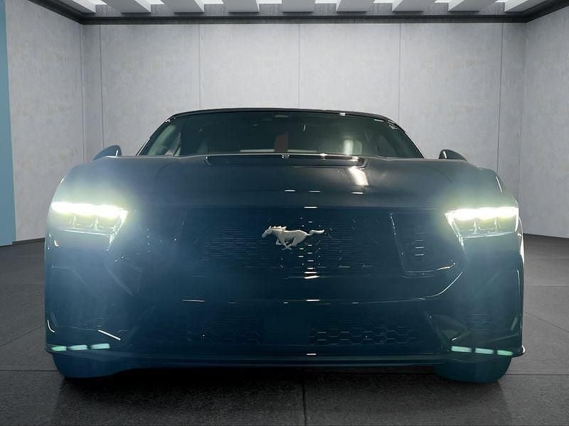 Neu Ford Mustang Convertible 446 PS (328 kW) 2025 Schwarz Cabrio