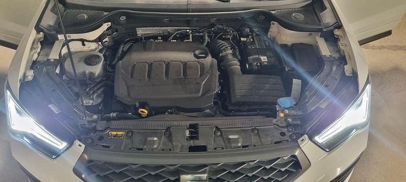 Gebraucht Seat Ateca 4Drive 150 PS (110 kW) 2021 Weiß SUV