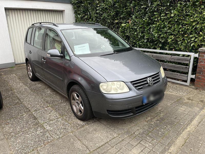 Silber Gebraucht 2003 VW Touran Van / Kleinbus | 1.800 € (Etwas zu teuer) - Bild 1/4