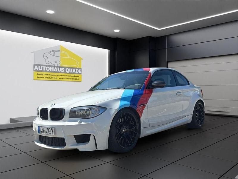 Weiss Gebraucht 2011 BMW 1M Efficient Dynamics Coupé | 46.999 € - Bild 1/4
