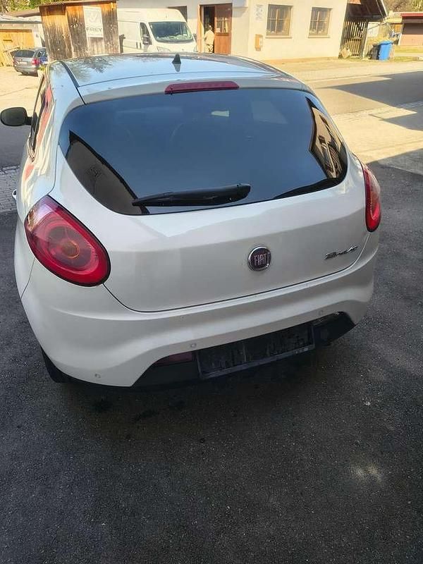 Gebraucht Fiat Bravo Street 120 PS (88 kW) 2014 Weiß Kleinwagen
