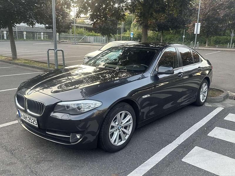 Gebraucht 2010 BMW 525 Kombi | 13.500 € (Teuer) - Bild 1/4
