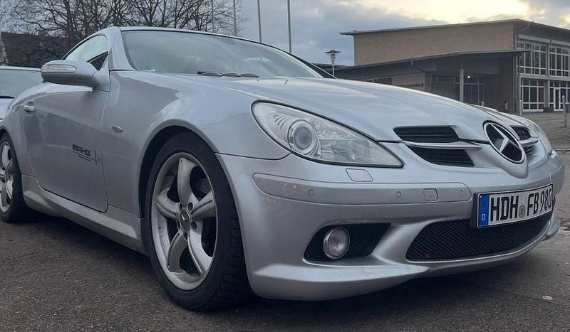 Silber Gebraucht 2005 Mercedes SLK200 Cabrio | 6.000 € (Etwas zu teuer) - Bild 1/4