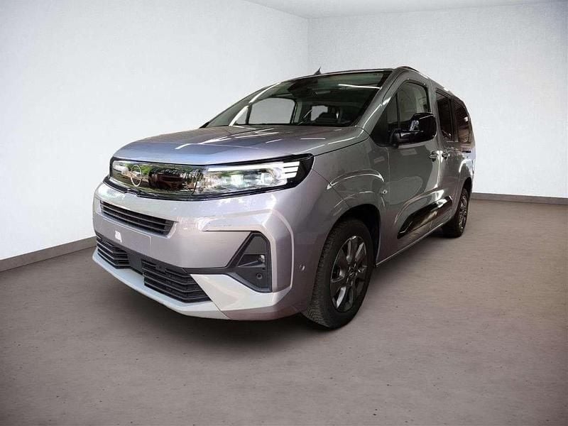 Silber Gebraucht 2024 Opel Combo Life XL Van / Kleinbus | 29.490 € (Etwas zu teuer) - Bild 1/3