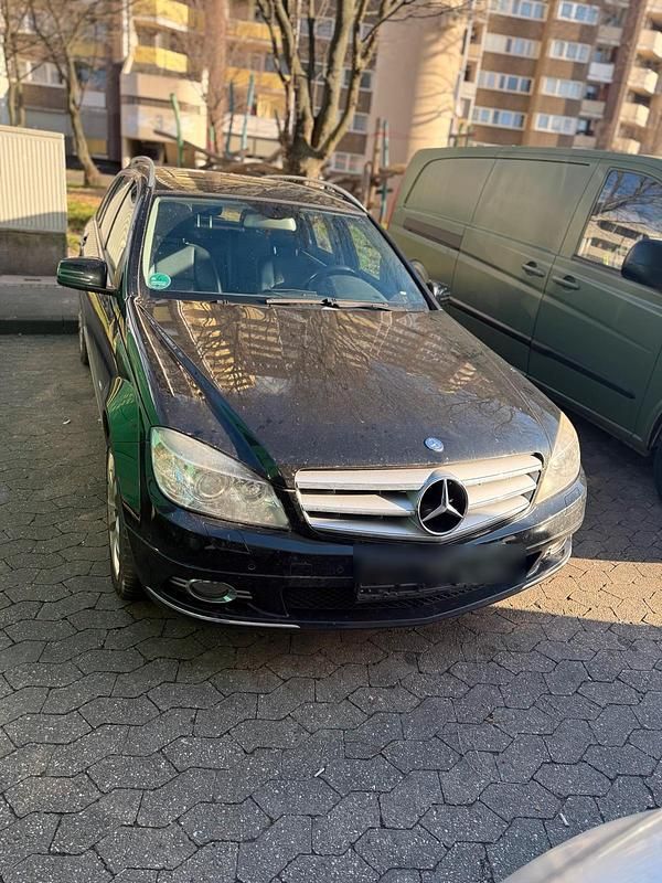 Schwarz Gebraucht 2010 Mercedes C250 Kombi | 4.560 € (Superpreis) - Bild 1/4